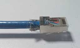 網絡線的刷剪編織包銅箔去鋁箔機任用，鑫遠程