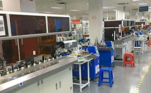 自動(dòng)包銅箔機(jī)、包銅箔、usb包銅箔、數(shù)據(jù)線包銅箔